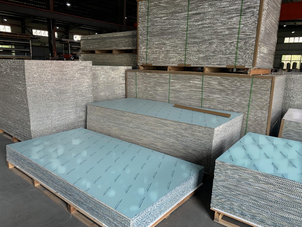 Why Aluminum Honeycomb Panels Are The Future Of Construction?